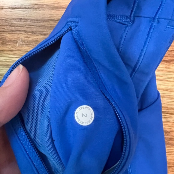 Speed up leggings lululemon size 2 - Picture 4 of 4
